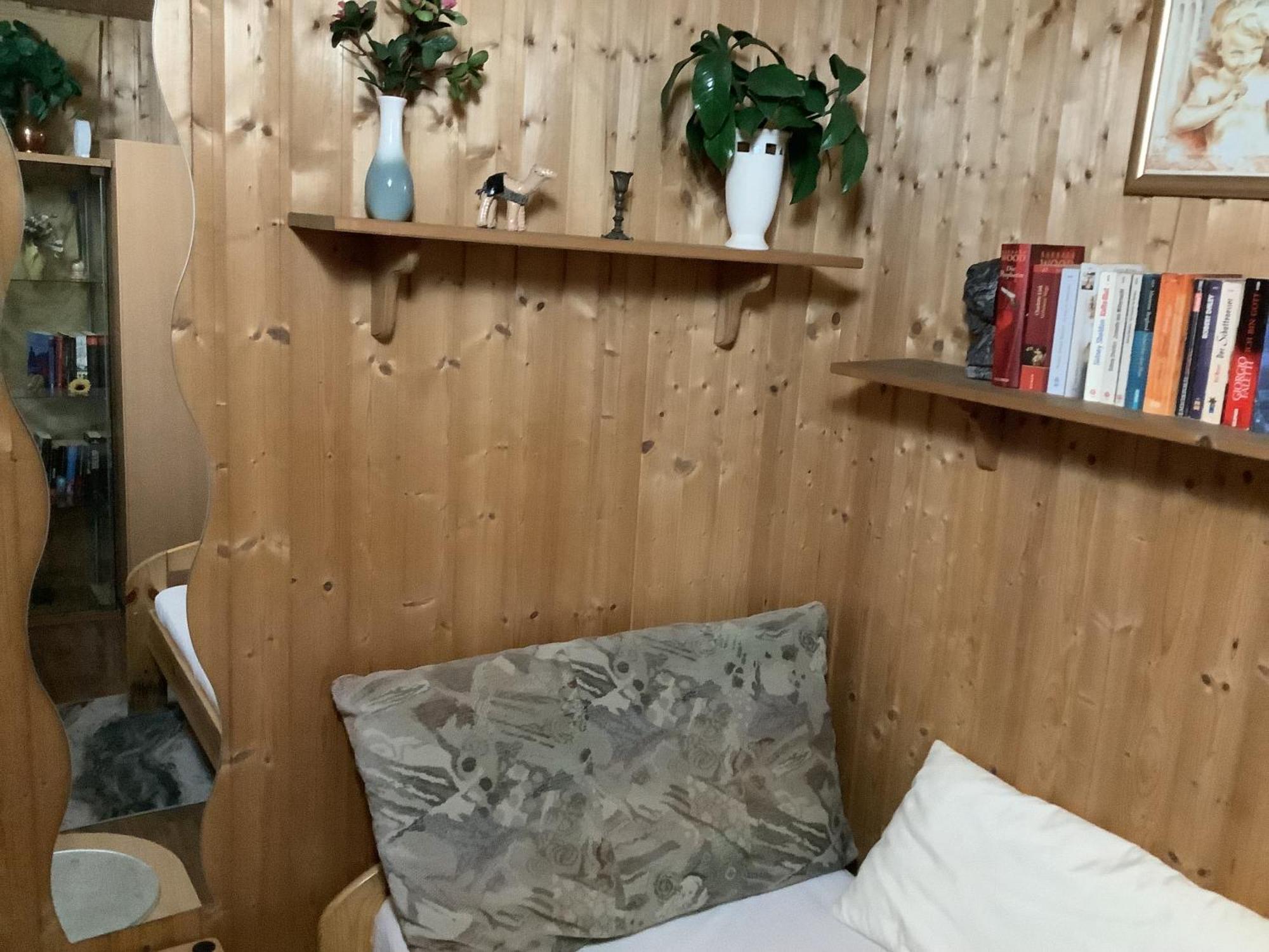 Schoenes Zimmer Im Seterant/Untergeschoss Essen Ngoại thất bức ảnh